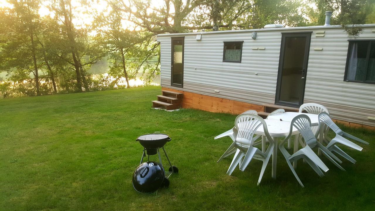 Camping De La Reuille Flere-la-Riviere Dış mekan fotoğraf
